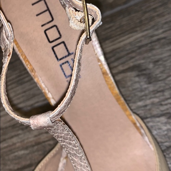 Moda Tan Heels🖤 - Picture 6 of 8